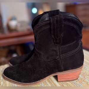 Women’s Dingo tumbleweed western ankle booties